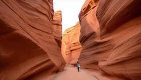 DK战队ShowMaker专访：LCK卫冕冠军的英雄联盟新征程